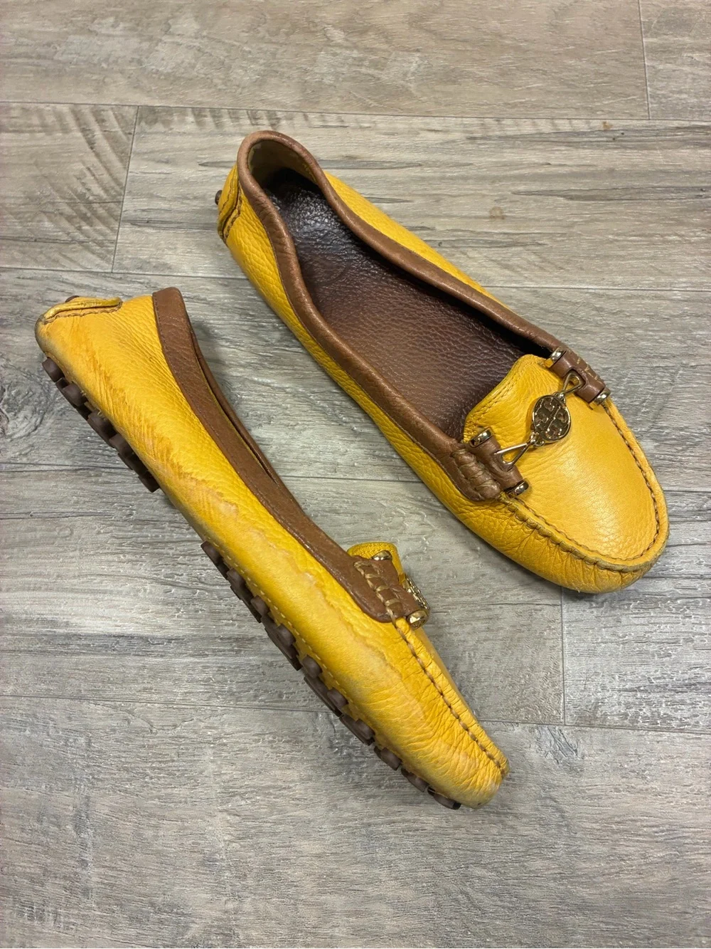 Tory Burch Daria Soft Leather Loafers Mocassin Gold Logo Accent - Picture 3 of 13